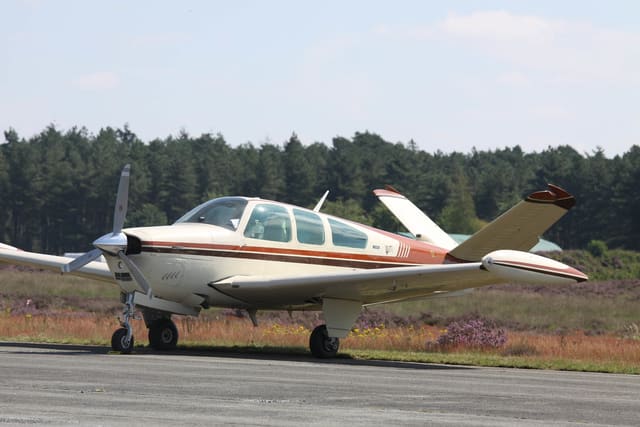 N3BR - Beechcraft