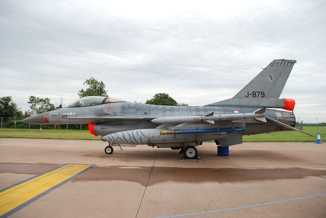- Single-engine aircraft