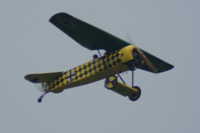 - Single-engine aircraft