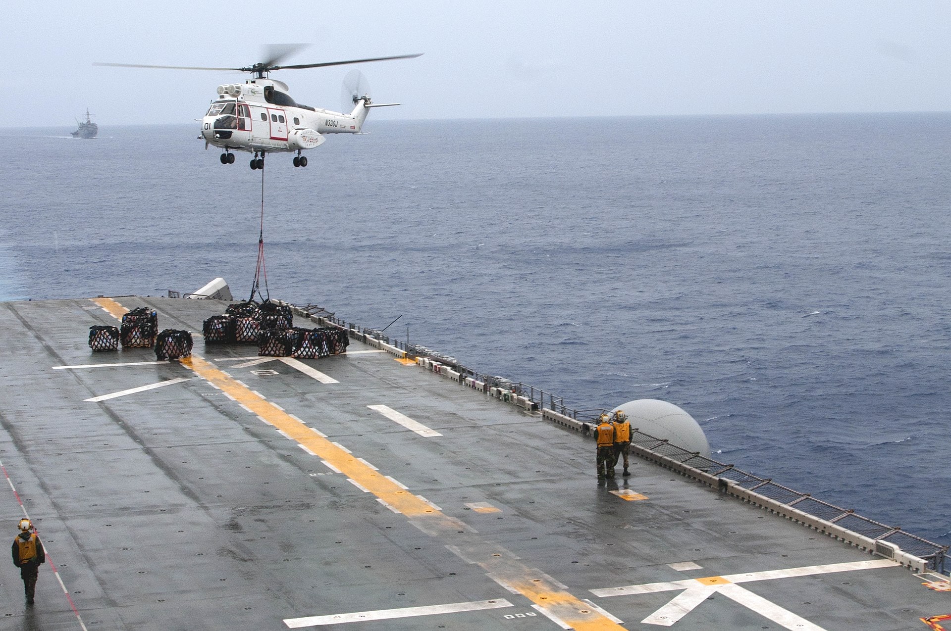 U.S. Navy photo by Mass Communication Specialist 3rd Class Linda S. Swearingen's best shot — N330J