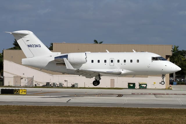 N823KD - Bombardier