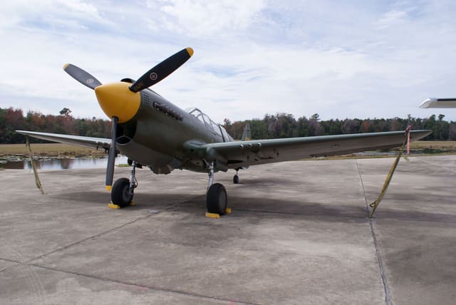 - Single-engine aircraft