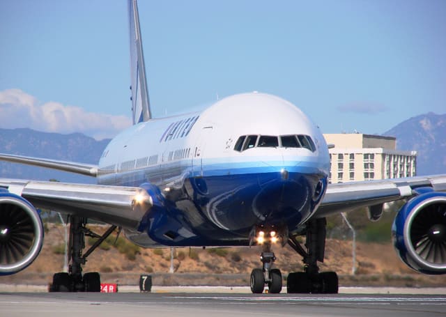 N209UA — Boeing