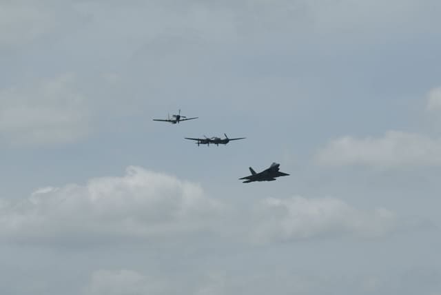 - Twin-engine aircraft