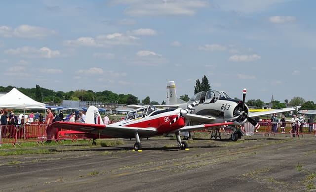 - Aircraft