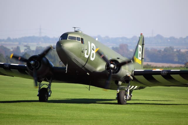 - Twin-engine aircraft