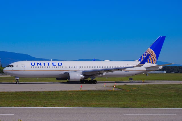 N643UA — Boeing