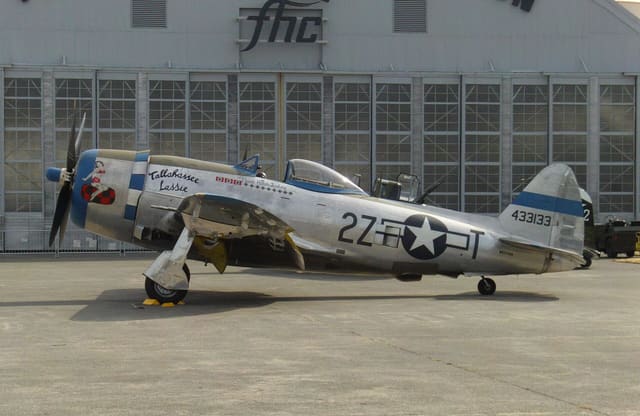 - Single-engine aircraft