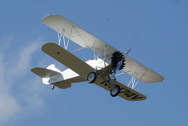 - Single-engine aircraft