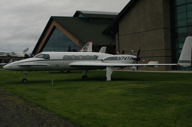 - Twin-engine aircraft