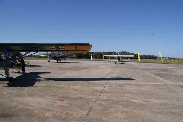 - Single-engine aircraft