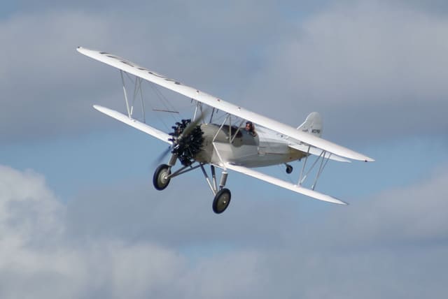 - Single-engine aircraft