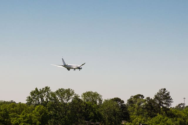 - Twin-engine aircraft