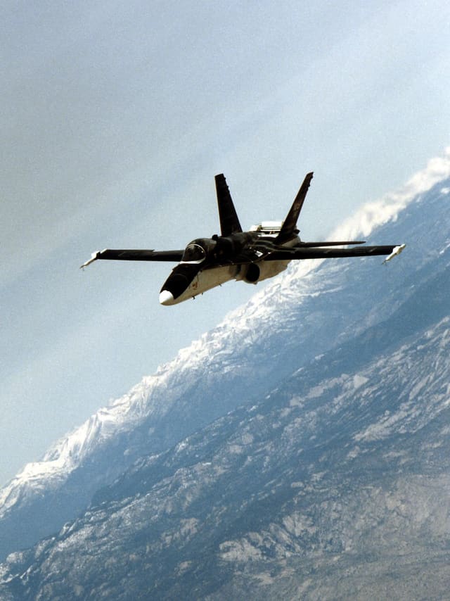 - Twin-engine aircraft