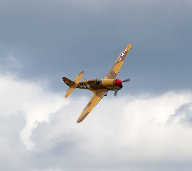 - Single-engine aircraft