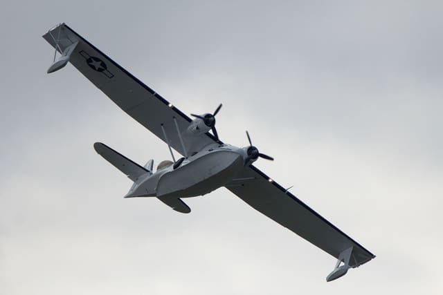 - Twin-engine aircraft