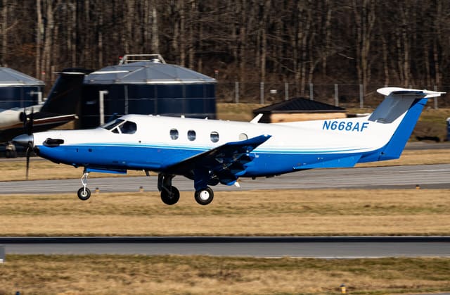 N668AF - Pilatus