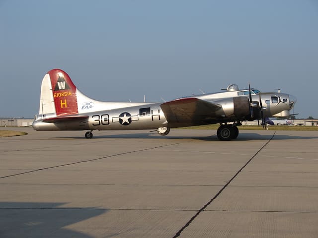 - Twin-engine aircraft