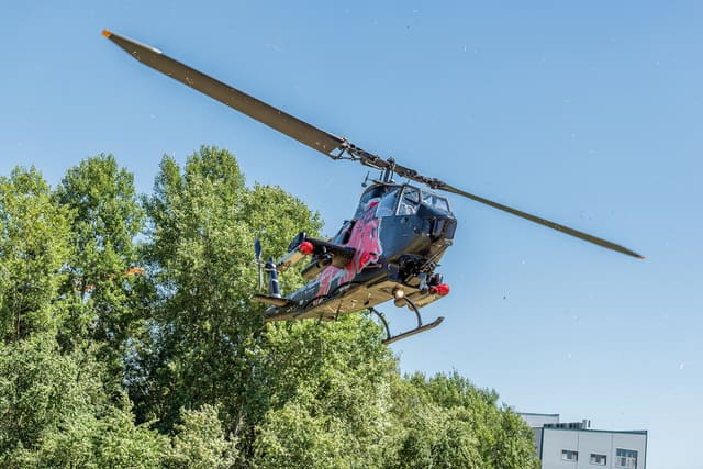 N11FX — Helicopter