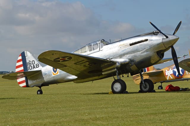 - Single-engine aircraft