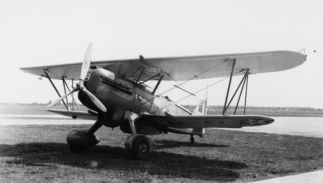 - Single-engine aircraft