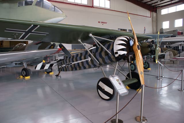 - Single-engine aircraft