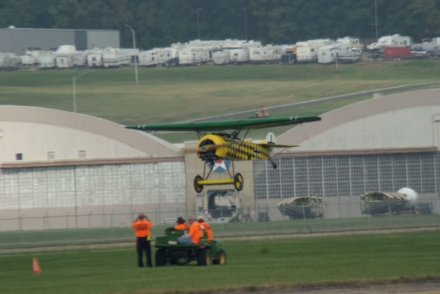 - Single-engine aircraft