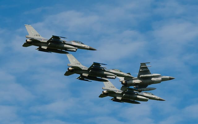 - Aircraft