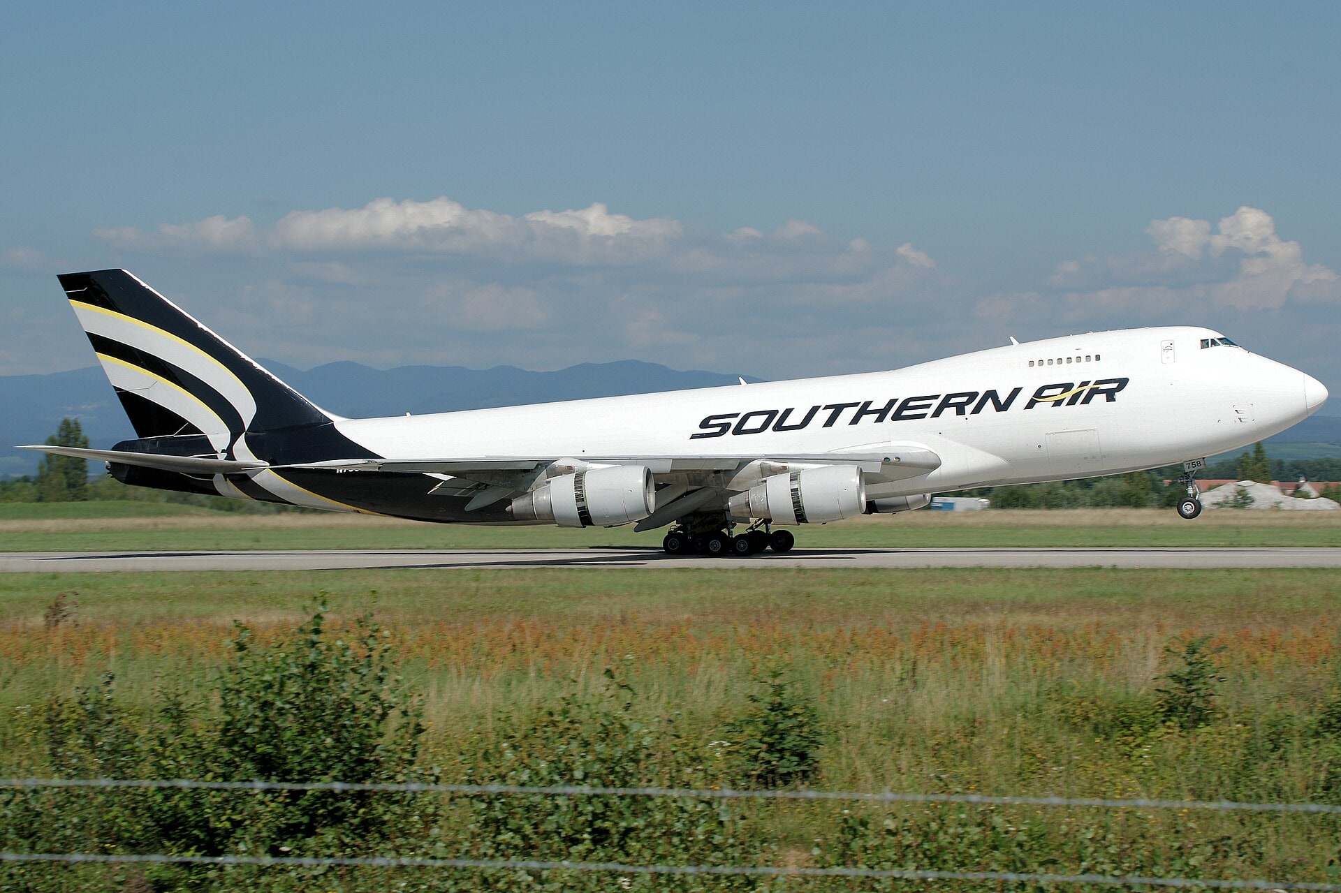 LFSB Planes Pictures's best shot — N758SA