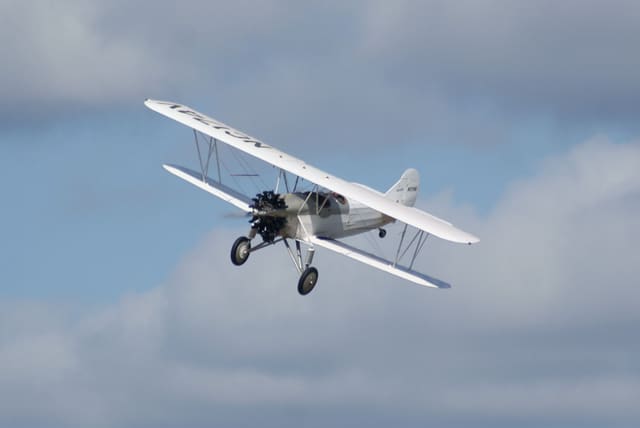 - Single-engine aircraft