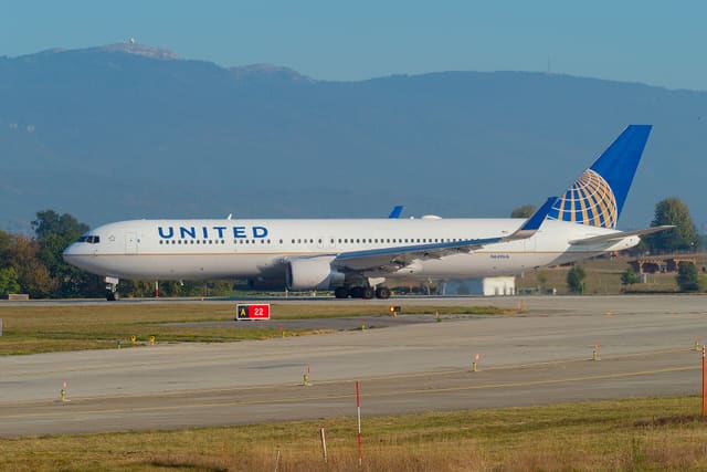 N649UA — Boeing