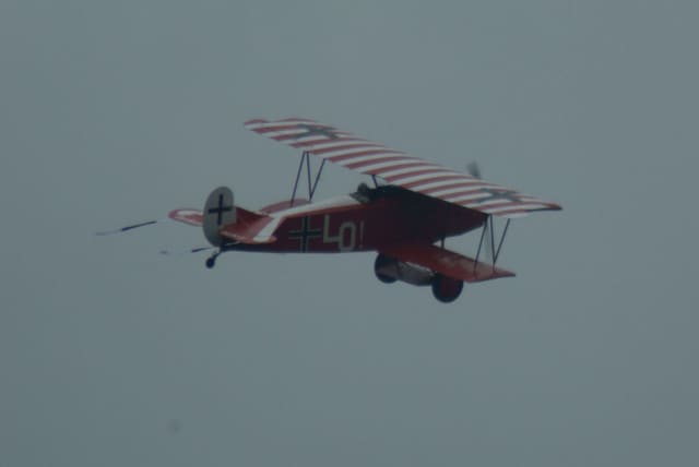 - Single-engine aircraft