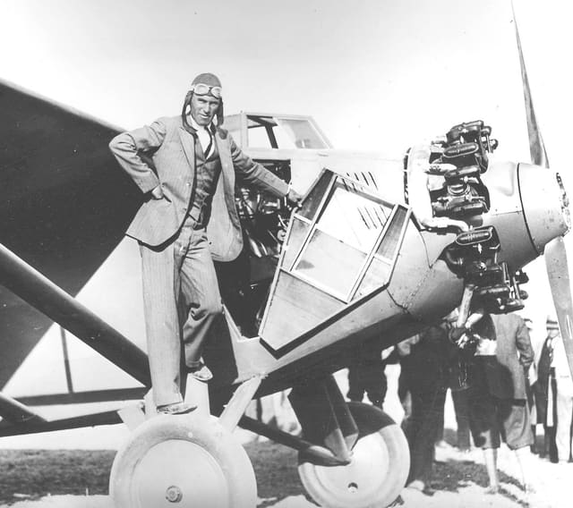 - Single-engine aircraft