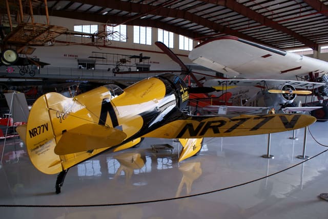 - Single-engine aircraft