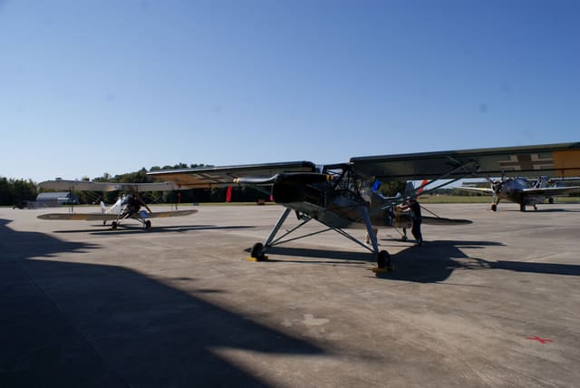 - Single-engine aircraft
