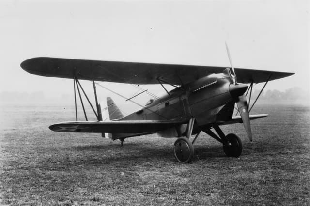 - Single-engine aircraft
