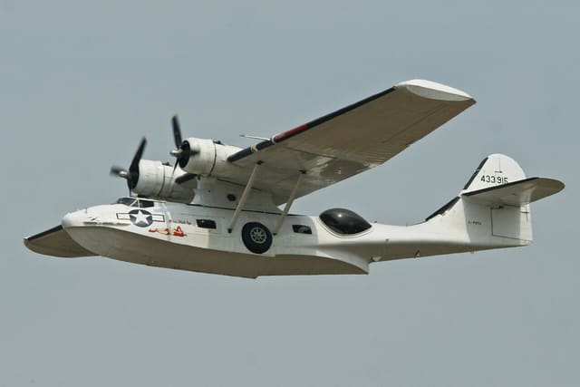 - Twin-engine aircraft