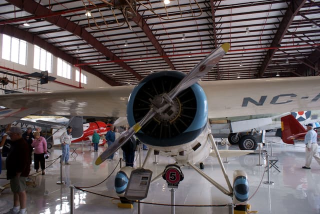 - Single-engine aircraft