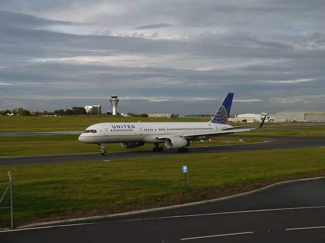N48127 — Boeing