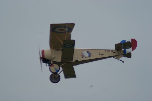 - Single-engine aircraft