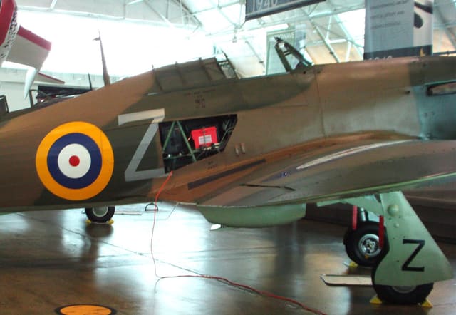 - Single-engine aircraft