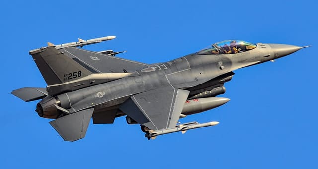 - Single-engine aircraft