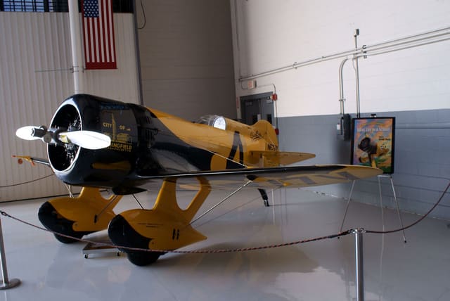 - Single-engine aircraft