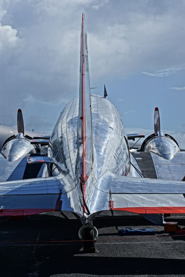 - Aircraft