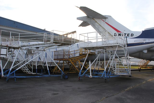 - Aircraft