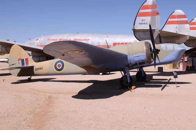 - Single-engine aircraft