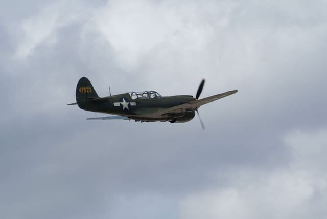 - Single-engine aircraft