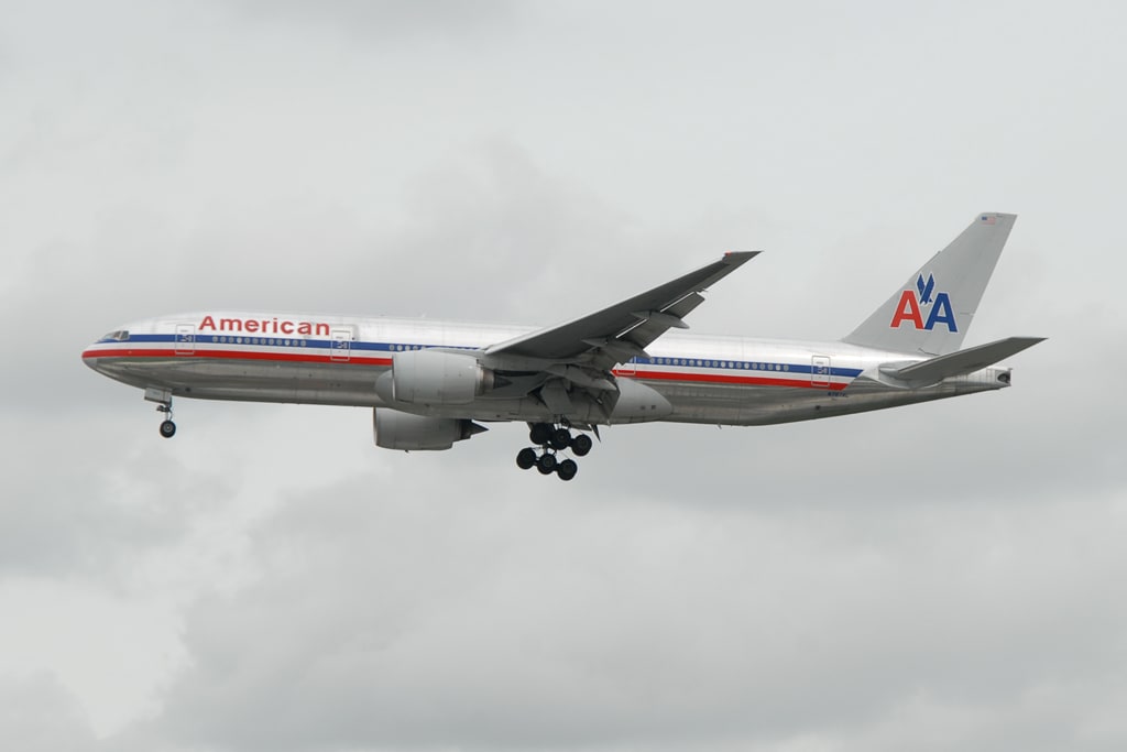 Robert Underwood's best shot — N787AL