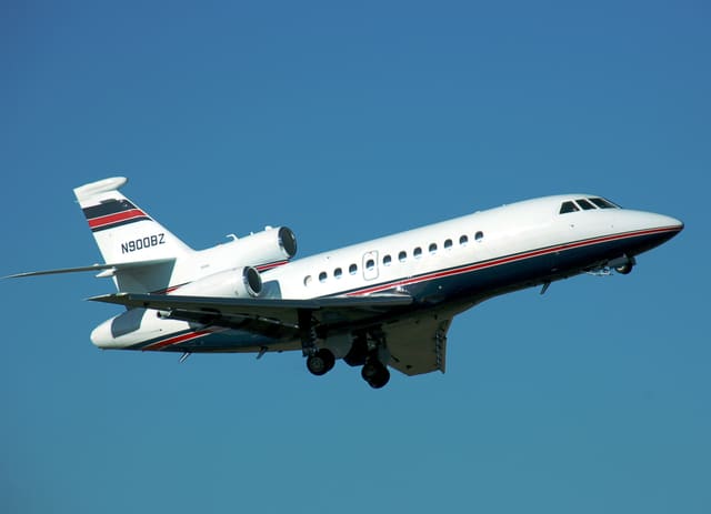 N900BZ - Business jet