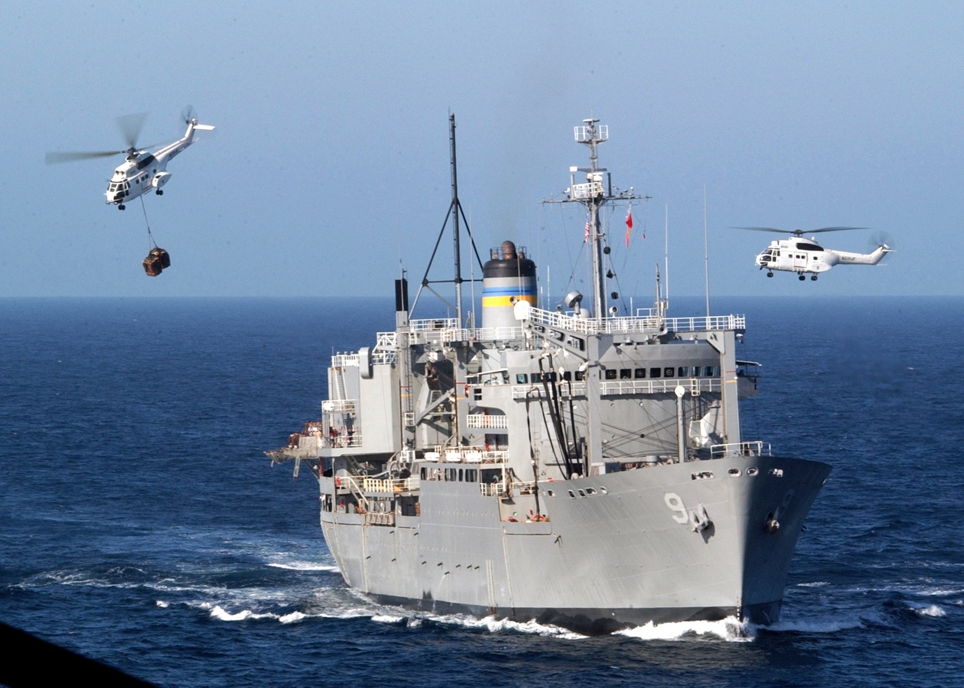 U.S. Navy photo by Photographers Mate 1st Class Jim Hampshire.'s best shot — N330JF